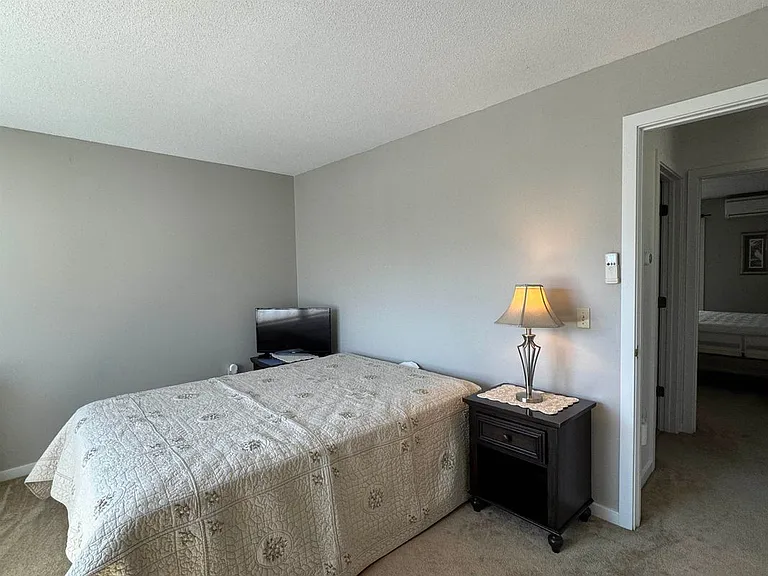 158 Riverside Hts #Townhouse 7 — Photo 11