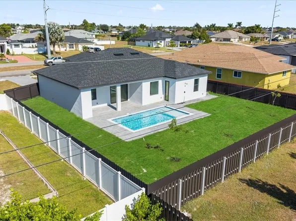 624 Tropicana Pkwy W, Cape Coral, FL 33993