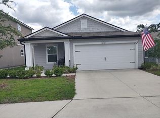 8298 Meadow Walk Ln, Jacksonville, FL 32256