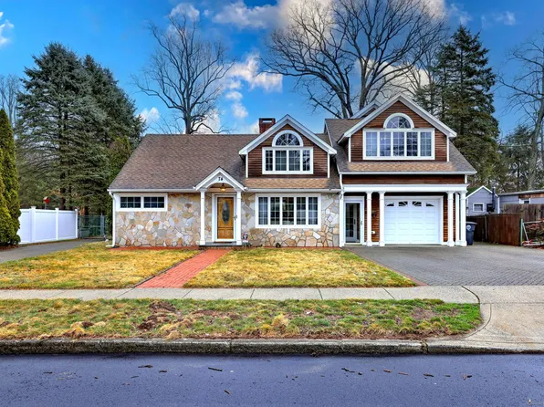 74 Wepawaug Drive, Milford, CT 06461