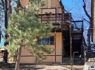 32826 Truman Ln, Running Springs, CA 92382