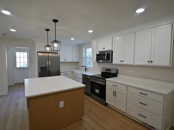 808 Hughes St, Spring Hill, TN 37174