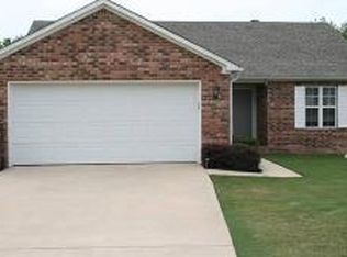1131 Sandino Dr, Jonesboro, AR 72405