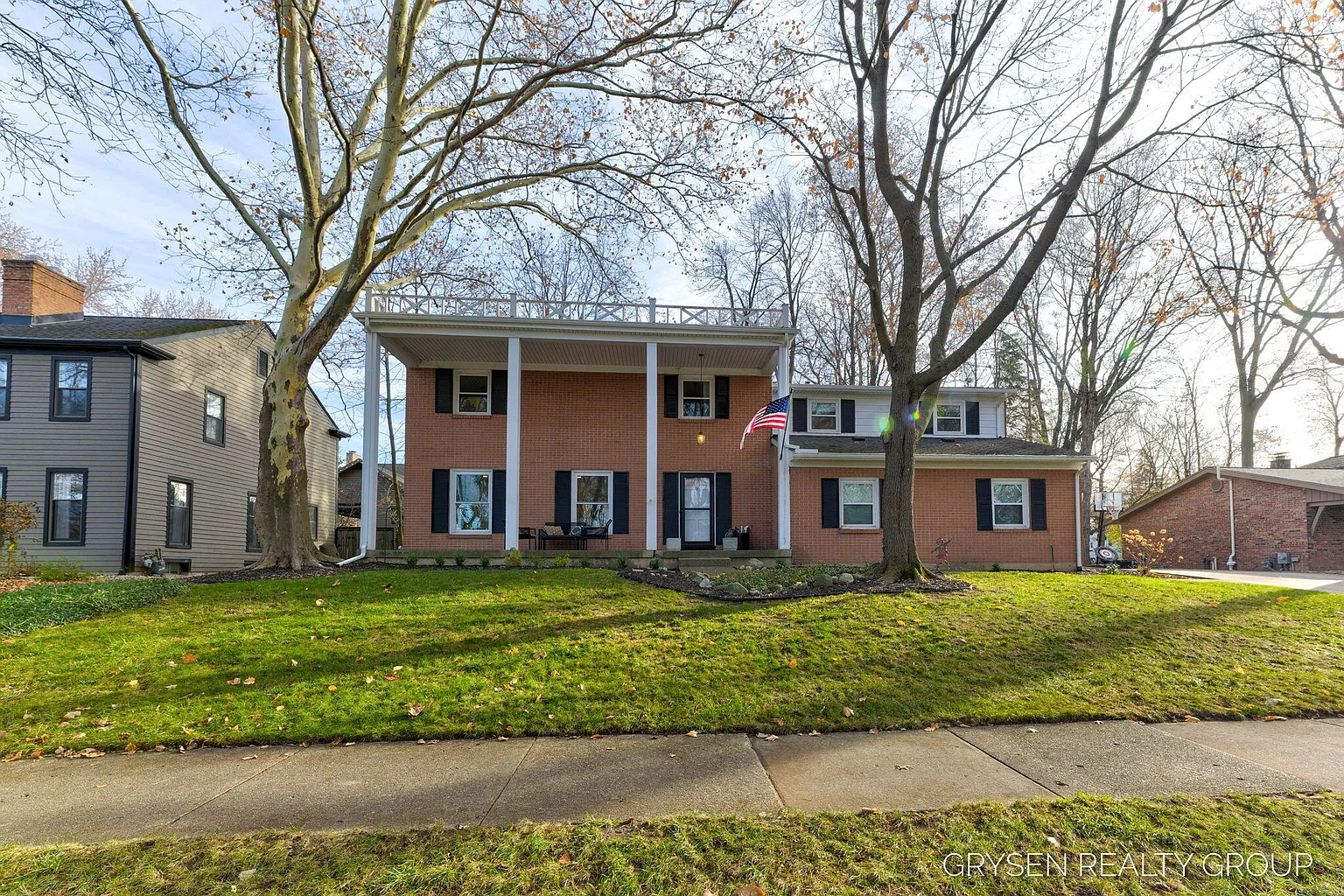 2735 Barfield Dr SE photo 1