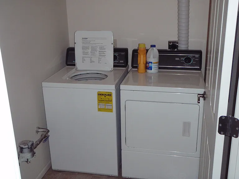 Autumn Ridge Apartment — Photo 20