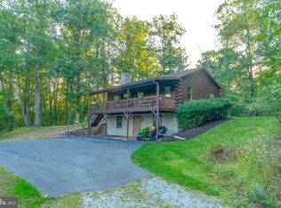 910 Emanuel Rd, Lewisberry, PA 17339