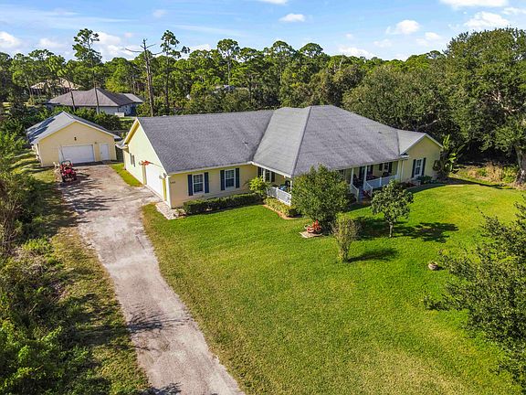 2nd image of 5301 Bald Cypress Trail