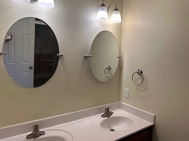 5816 Miss Coral Ct — Photo 42