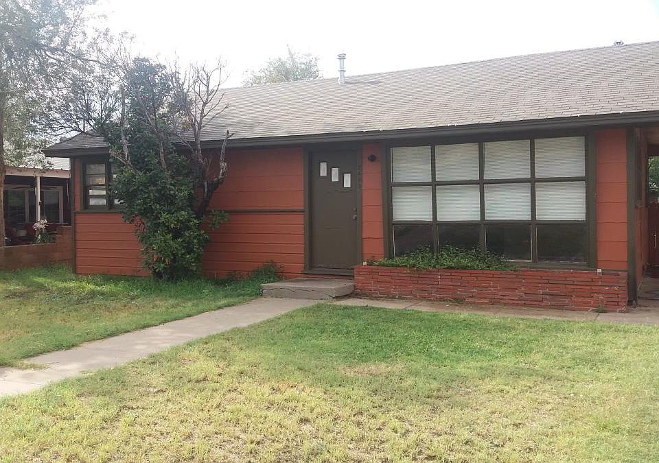1st image of 2403 Park Blvd