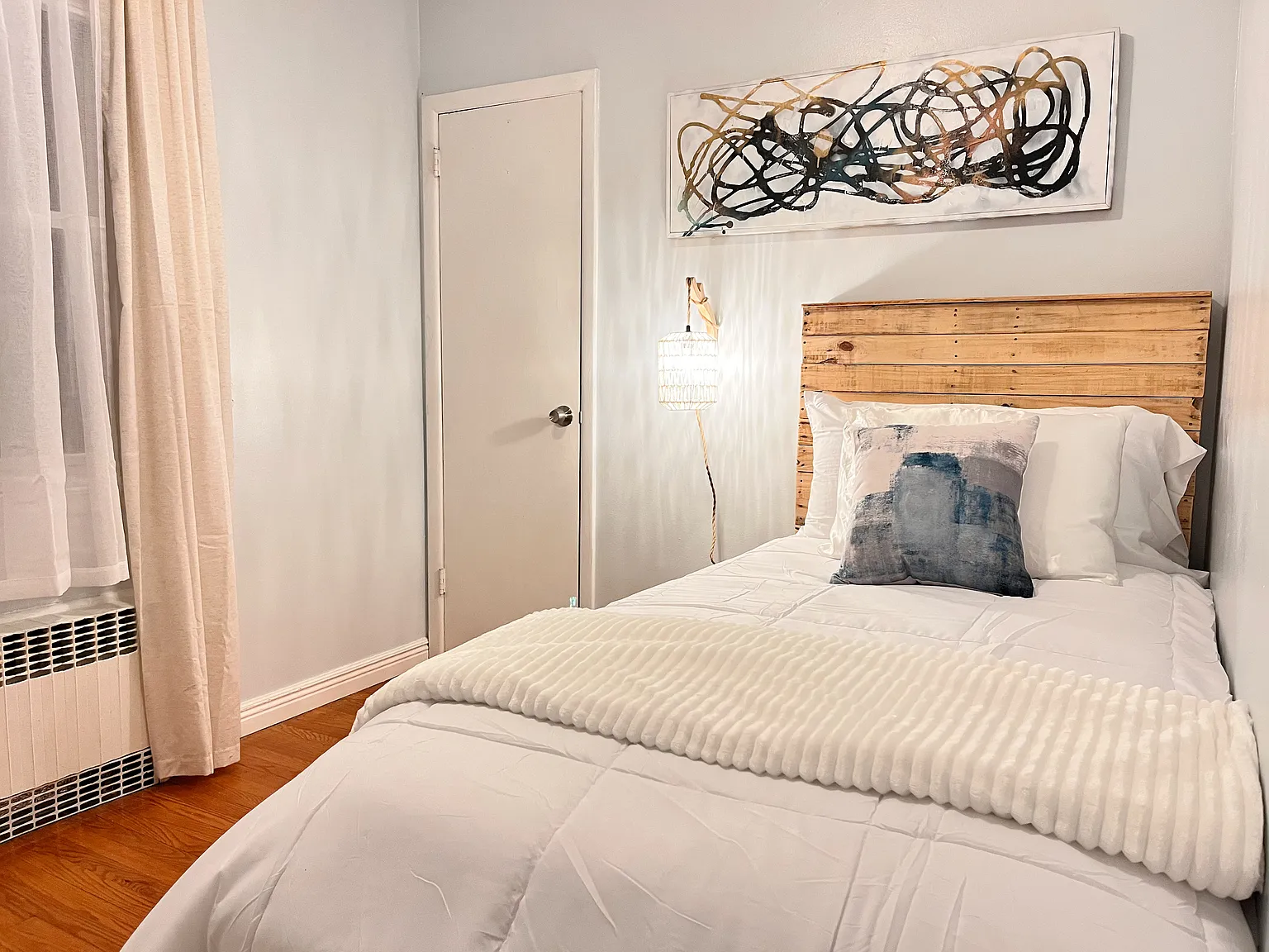 2 bed, $3,900 — Photo 3