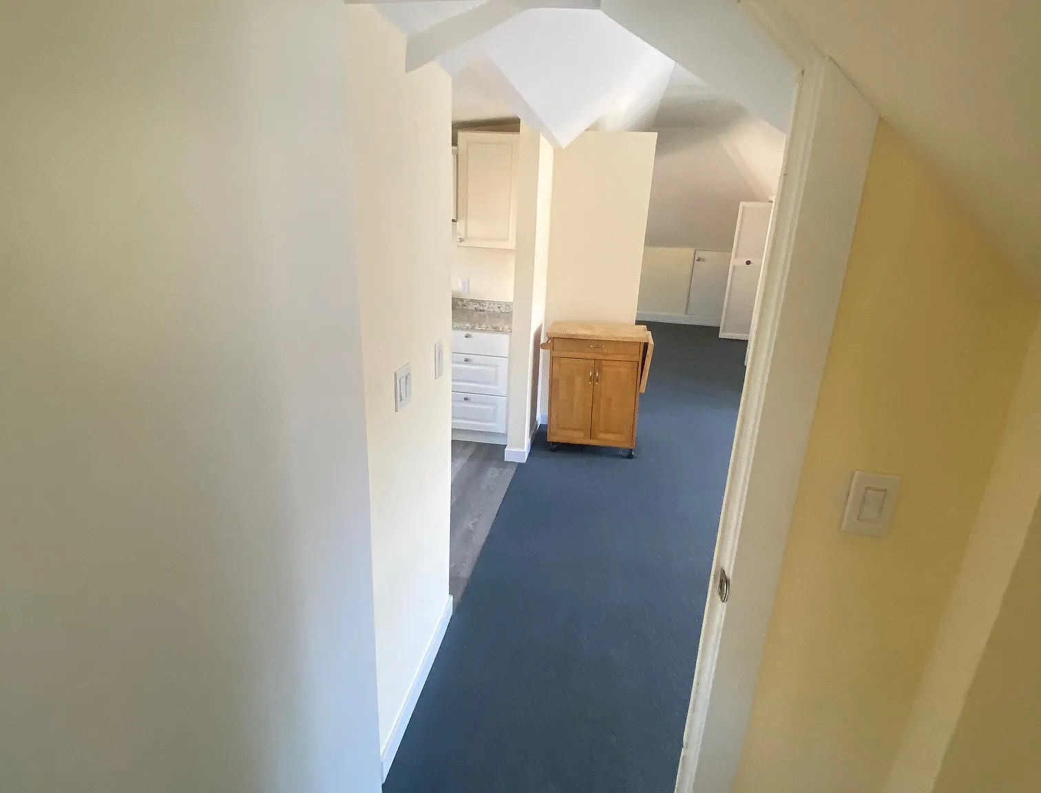 1 bed, 400 sqft, $1,700 — Photo 1