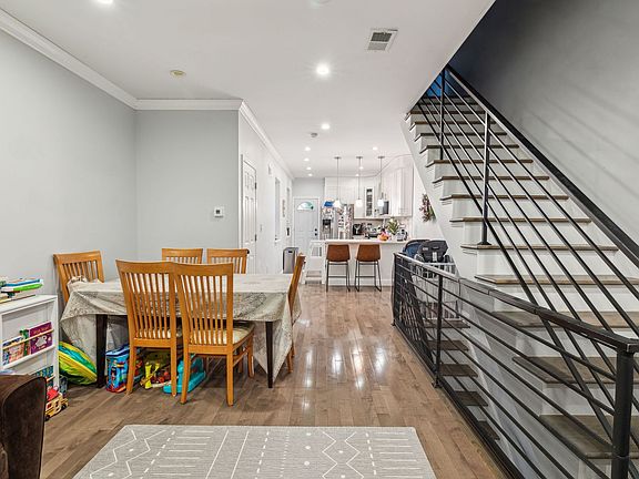 2nd image of 5343 Delancey St