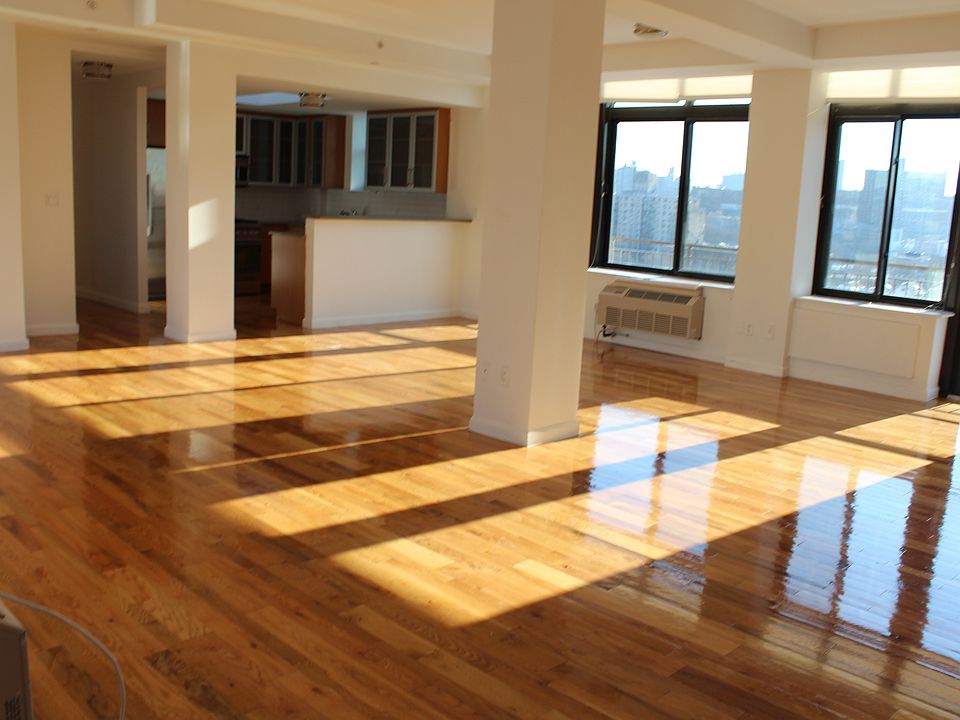 Loft Living/Dining Room