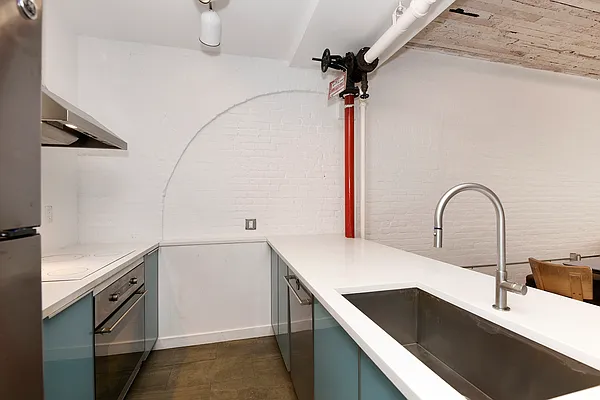 Rented by Corcoran | media 12