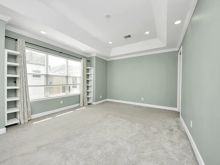 1716 Stuart St — Photo 24