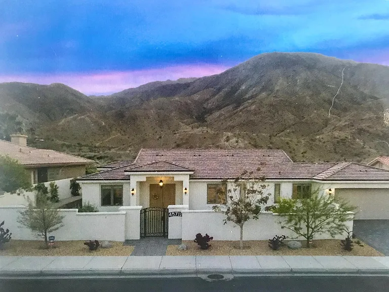 45711 Edgehill Dr — Photo 3