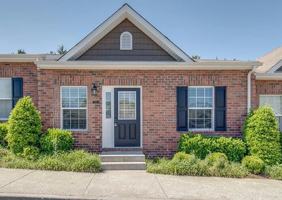 1101 Downs Blvd #302