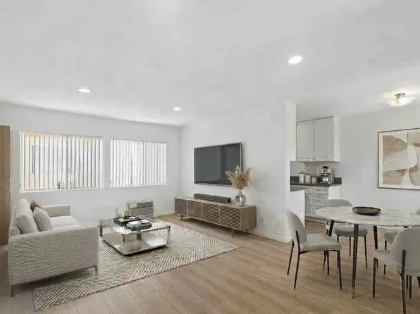 Lindley Garden Apartments