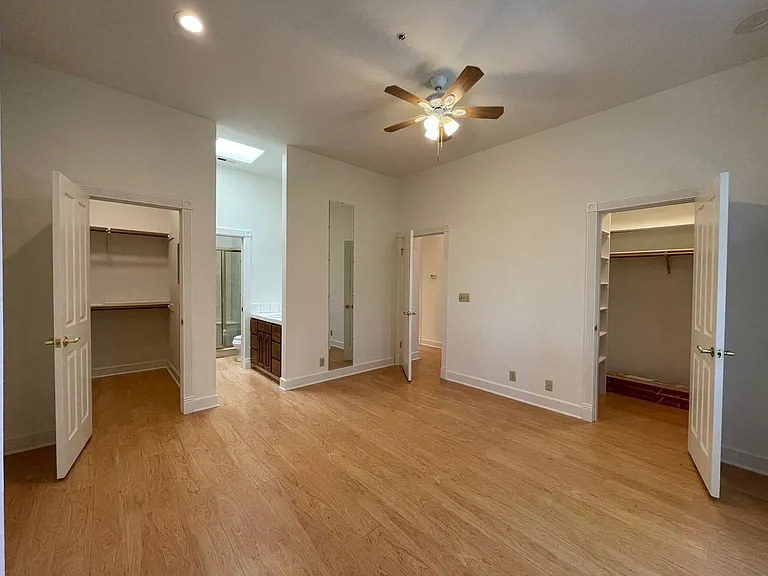 37 E Main St — Photo 3