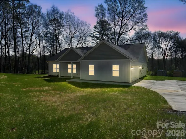 316 Sunrise Cir, Shelby, NC 28150