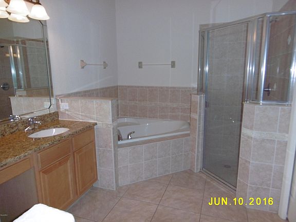 5th image of 1014 Eleuthera Dr NE #X