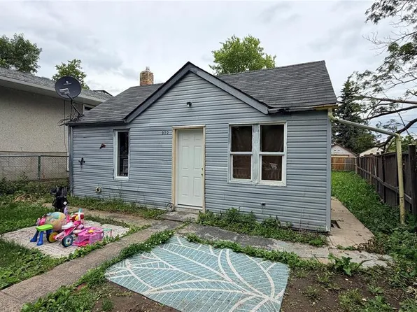 310 6th STREET E, Prince Albert, SK S6V 0N1