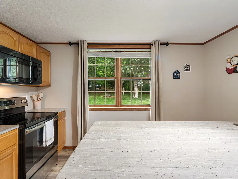 Huntington Woods Dr — Photo 25