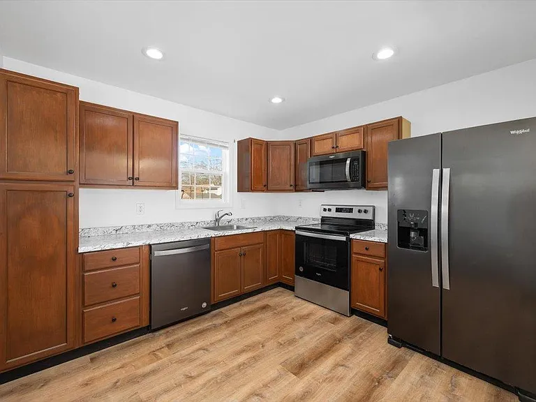 36 Wilden Dr — Photo 3