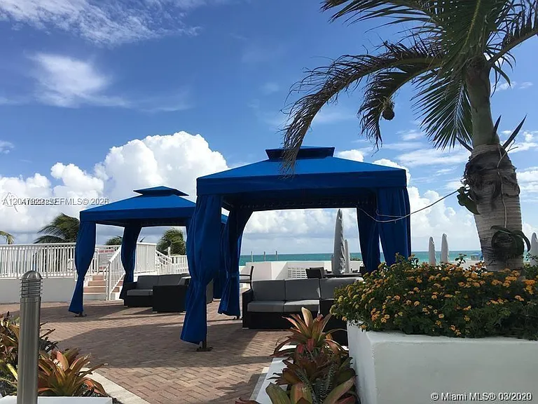 5401 Collins Ave #311 — Photo 31
