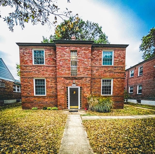 2nd image of 3615 Jamieson Ave #2N