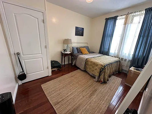 Rented by Corcoran | media 17