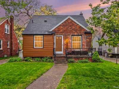 23045 Sherman St, Oak Park, MI, 48237