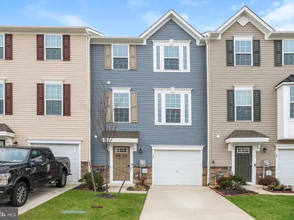 25 Continental Blvd, Sicklerville, NJ 08081