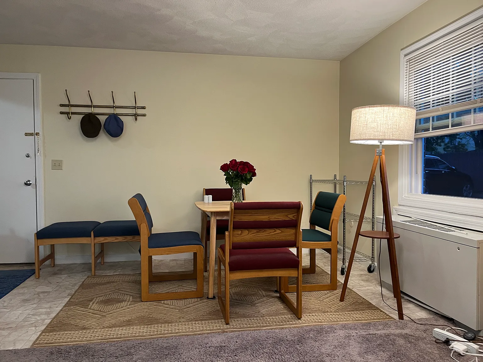 1 bed, 1.5 bath, 750 sqft, $2,000 — Photo 3