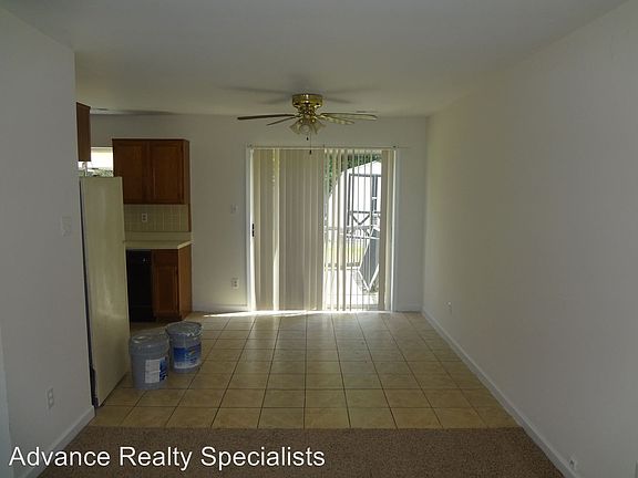 4th image of 1428 Farley Ct
