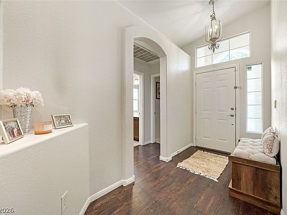 5th image of 3488 Cherbourg Ave