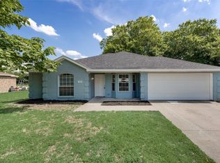 721 Gilbert St, Terrell, TX 75160