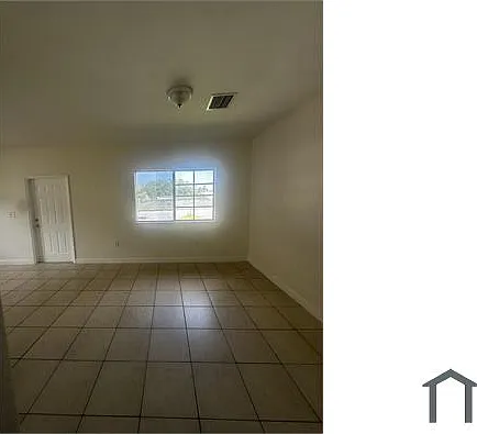 4 bed, 1589 sqft, $2,550 — Photo 4