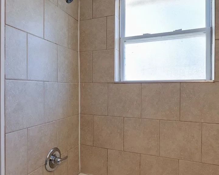 2412 Chapel Ave — Photo 14