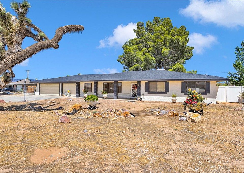 1st image of 20360 Eyota Rd