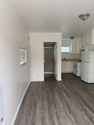 22251 Meekland Ave Photo 1