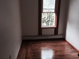 Rented by Premier Metro Realty Corp