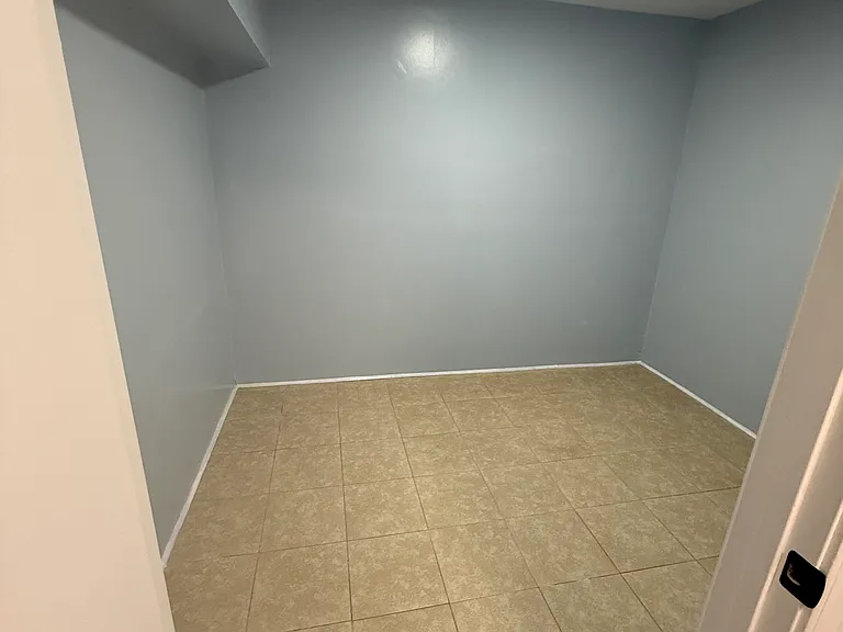 1922 Atkins Dr — Photo 16
