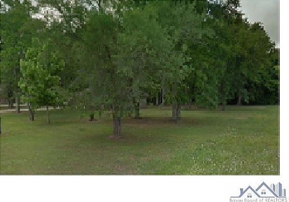 1st image of 165 Marina Dr