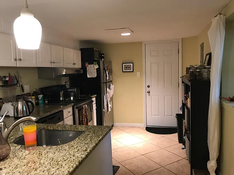 1425 Allison St NW #D — Photo 6