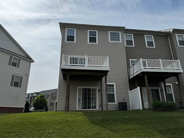 9540 John Locke Way — Photo 3