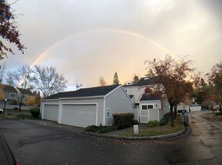 2306 Lakeview Dr, Santa Rosa, CA 95405