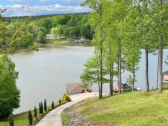 2nd image of 90 Egret Dr