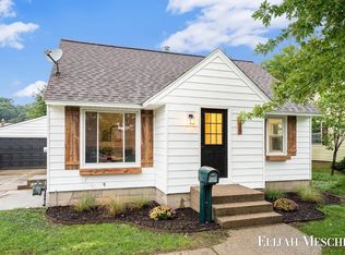 829 Ariebill St SW, Wyoming, MI 49509