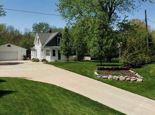 2704 Meadow Ave, East Peoria, IL 61611